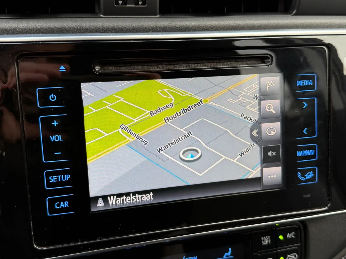 1.2T Dynamic|Navi|Camera|Climate|Cruise|PDC|N.A.P|LMV|Isofix|DealerOnderhouden|LMV|NieuweApk!