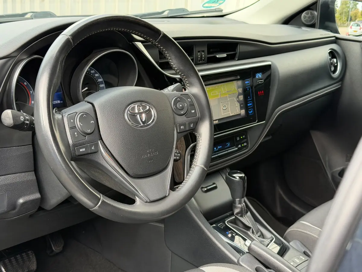 1.2T Dynamic|Navi|Camera|Climate|Cruise|PDC|N.A.P|LMV|Isofix|DealerOnderhouden|LMV|NieuweApk!
