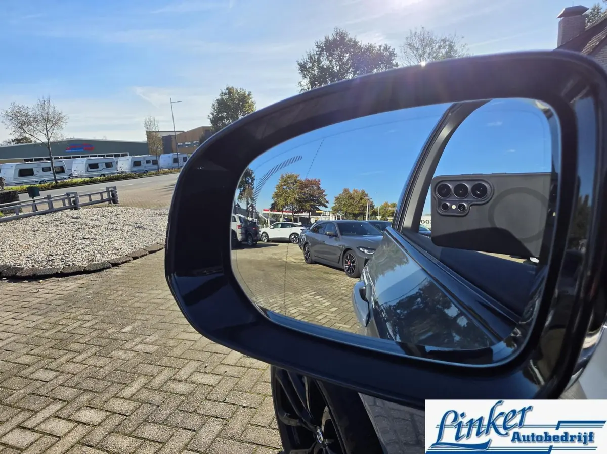 2.0 T8 Plug-in hybrid AWD Plus Dark|PANO|ELEKTR-TREKH|455PK