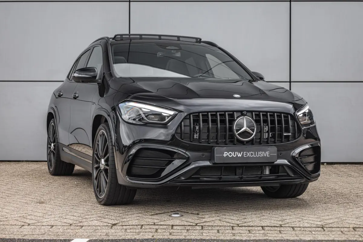 AMG 35 306pk 4MATIC | Panoramadak | 360 camera | Trekhaak | AMG Styling | Achteruitrijcamera | Sportstoelen | Voorstoelen Verwarmd | 21'' Velgen