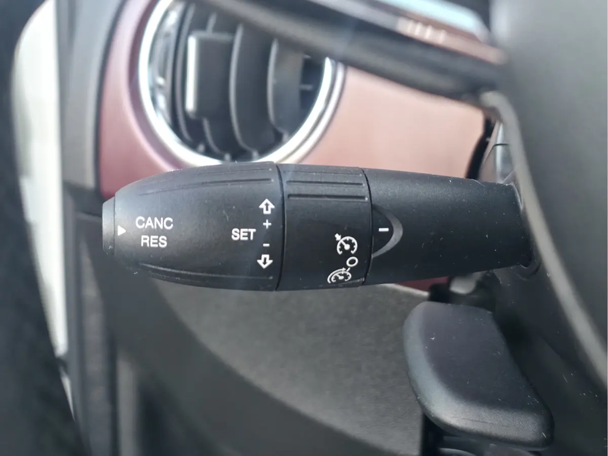 1.0 Hybrid | Navigatie | Climate Control | Cruise Control | Apple/Android CarPlay