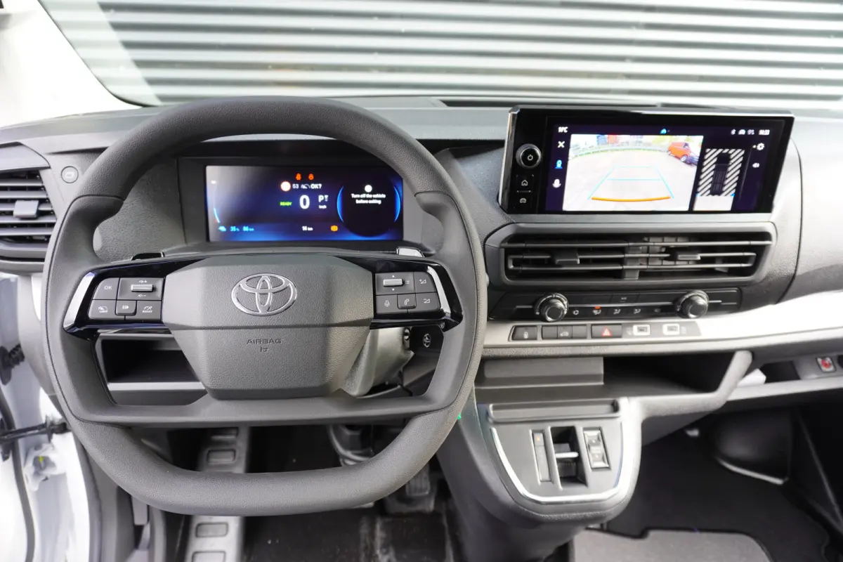Worker Comfort Extra Range 75 kWh 345km WLTP Long L3 Apple Carplay 360° Camera Parkeersensoren 3-Zits