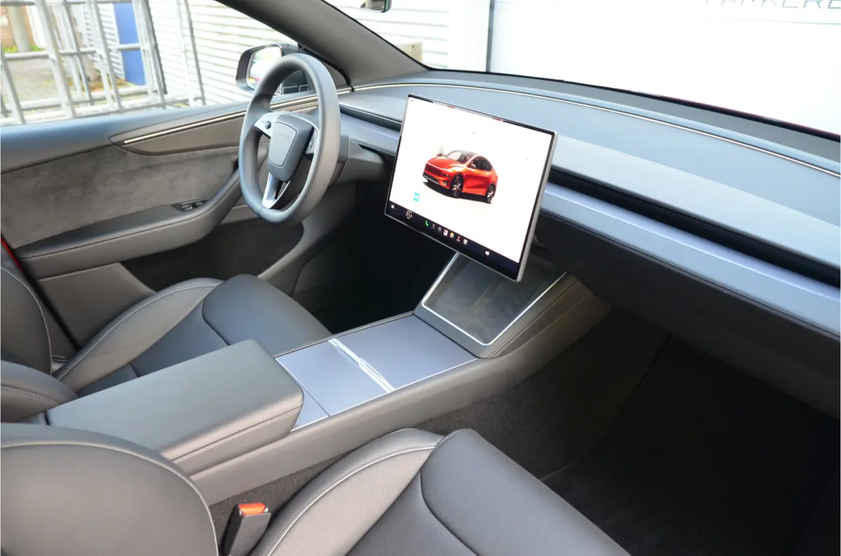Performance AWD 83 kWh Trekhaak (1.600kg), AutoPilot4.0 (FSD 99,- p/mnd)