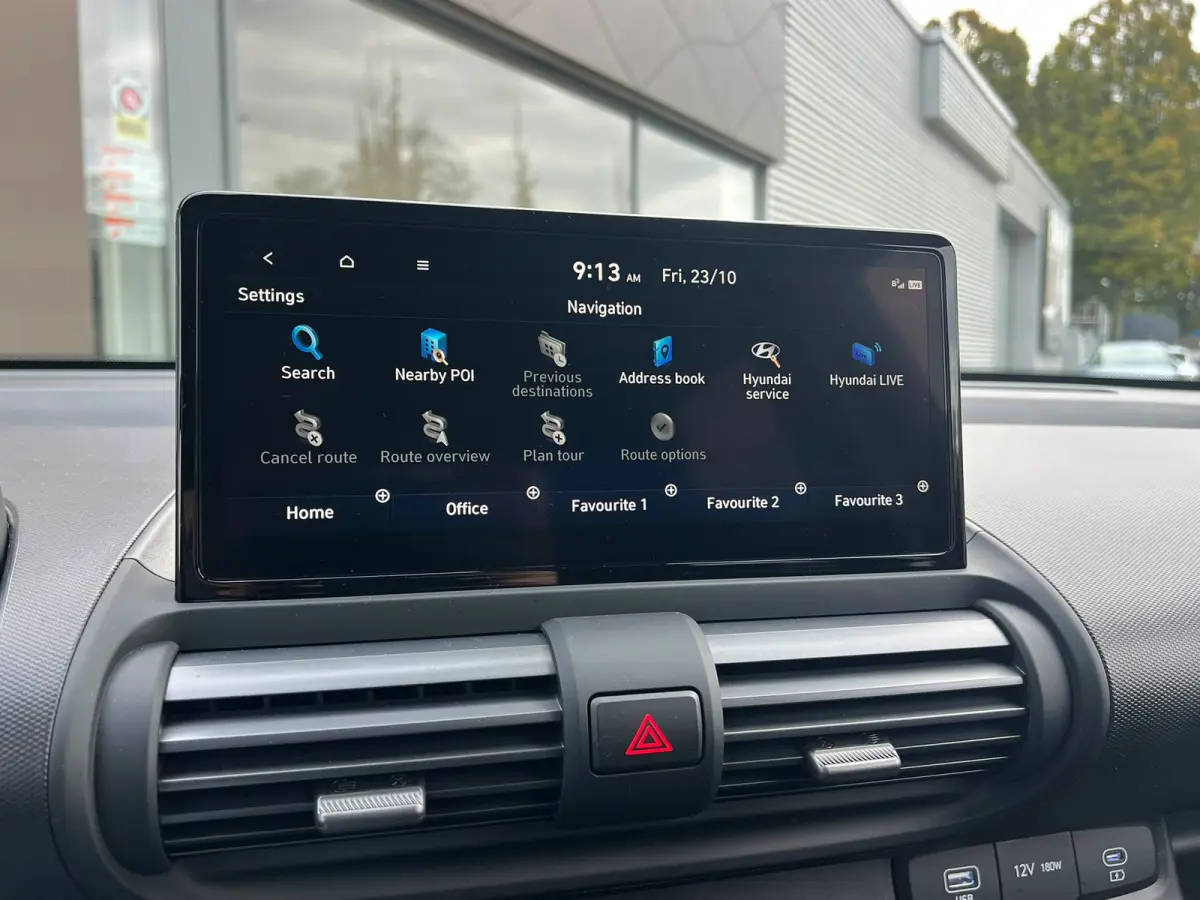 Pulse | Aansluiting USB, eerste zitrij | Actieve rijbaanassistentie (LKA) | Mistlampen LED, achter