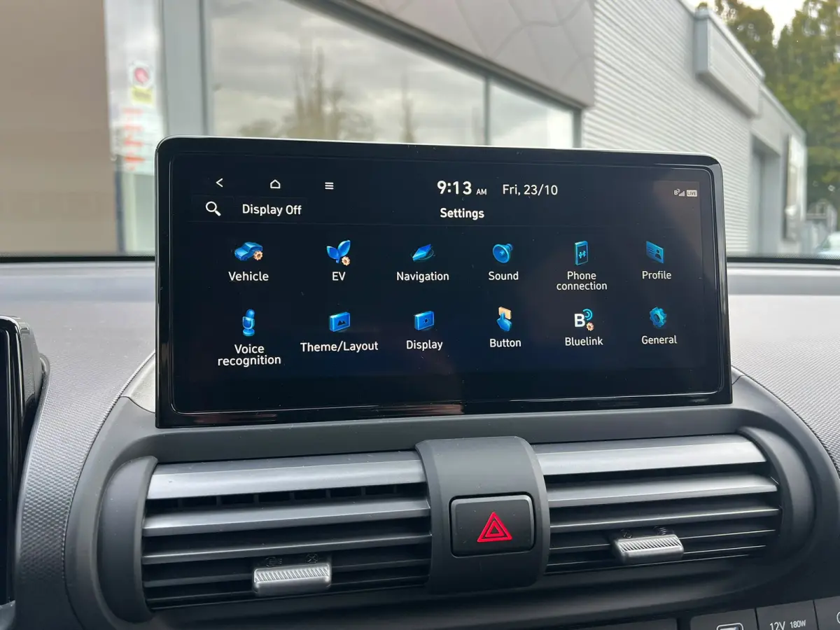 Pulse | Aansluiting USB, eerste zitrij | Actieve rijbaanassistentie (LKA) | Mistlampen LED, achter