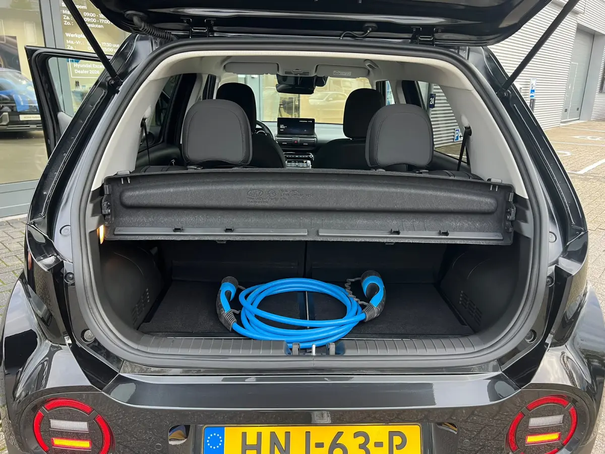 Pulse | Aansluiting USB, eerste zitrij | Actieve rijbaanassistentie (LKA) | Mistlampen LED, achter