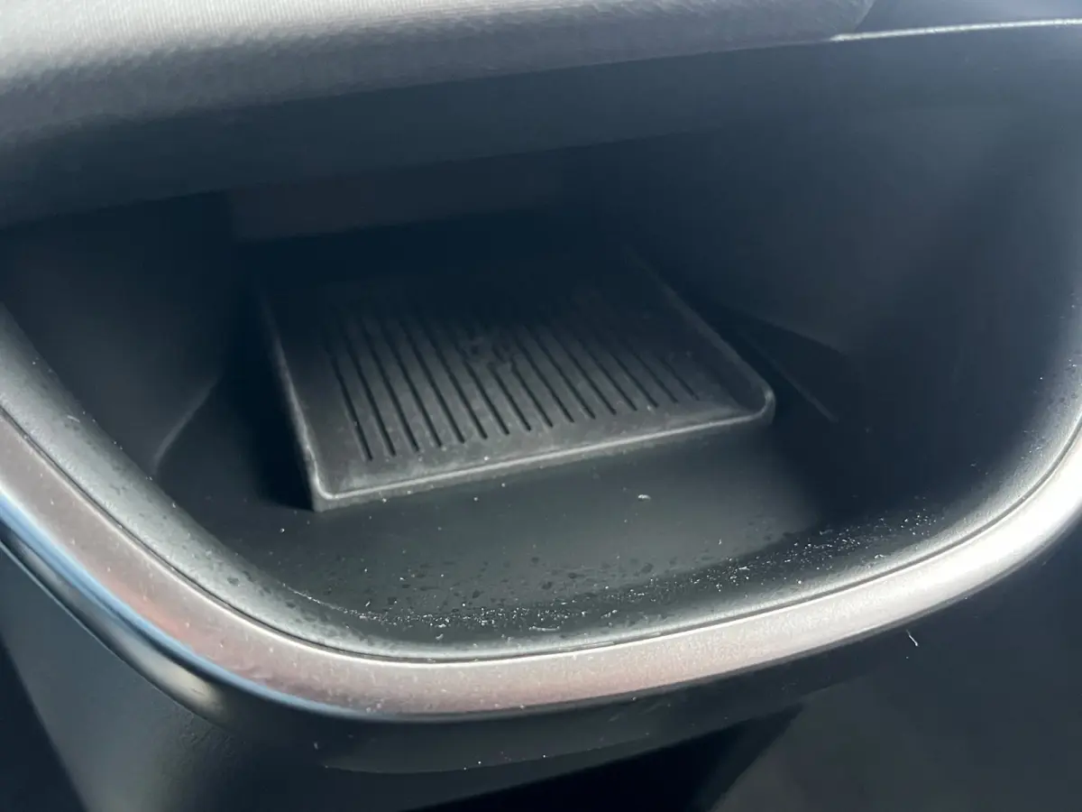 Pulse | Aansluiting USB, eerste zitrij | Actieve rijbaanassistentie (LKA) | Mistlampen LED, achter