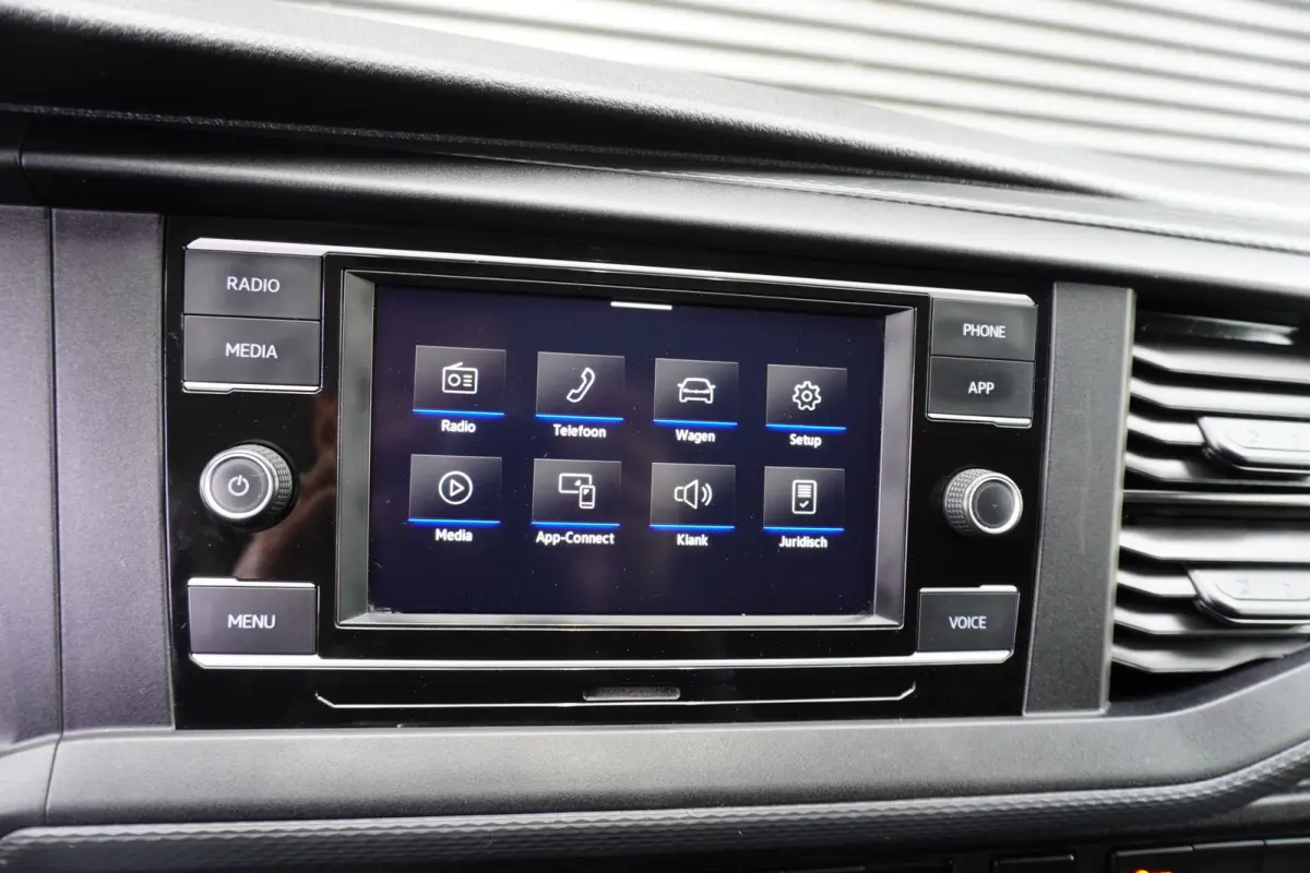 150pk Automaat L2H1 2x Schuifdeur Achterklep Apple carplay Camera Trekhaak ACC Cruise control Standkachel