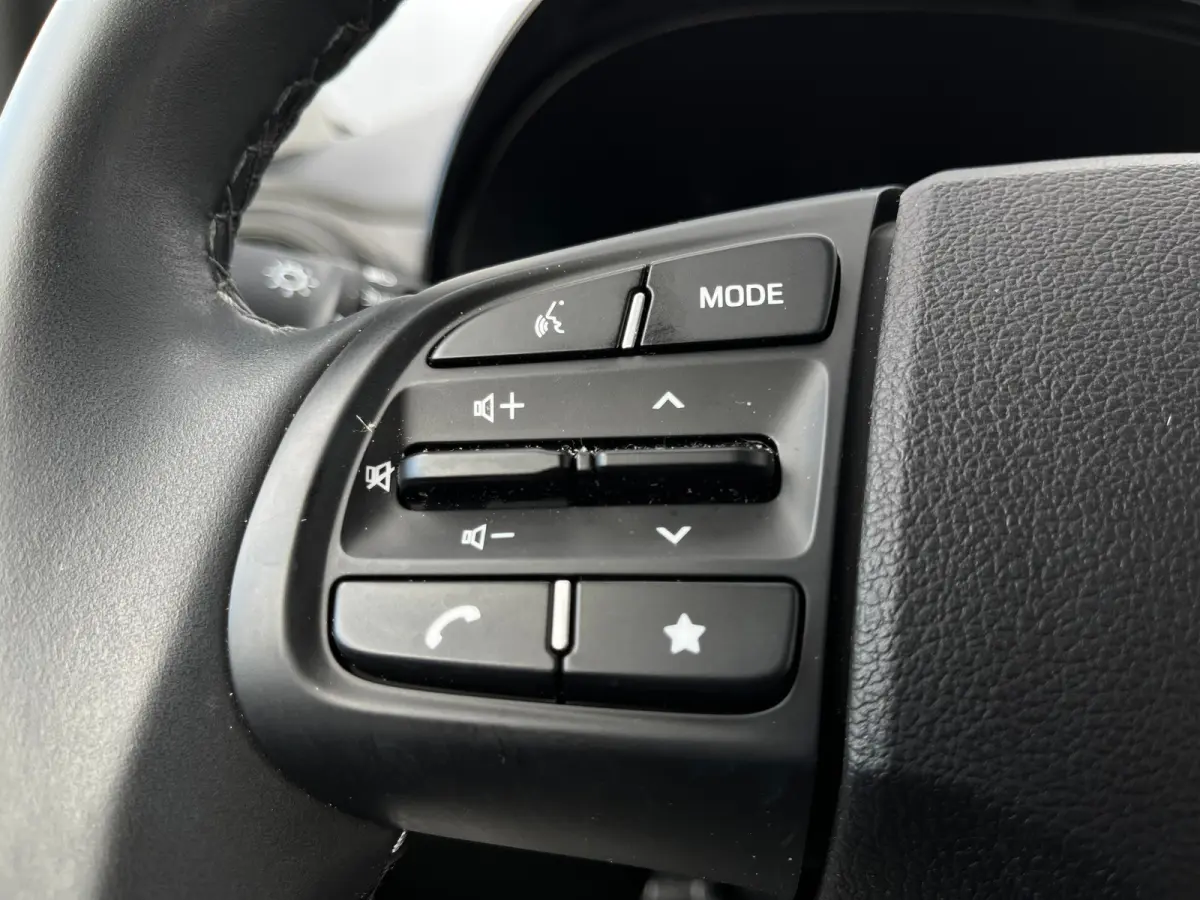 1.0 Comfort Limited | Automaat | Navigatie | Apple Carplay | Android Auto | Airco | Cruise Control |