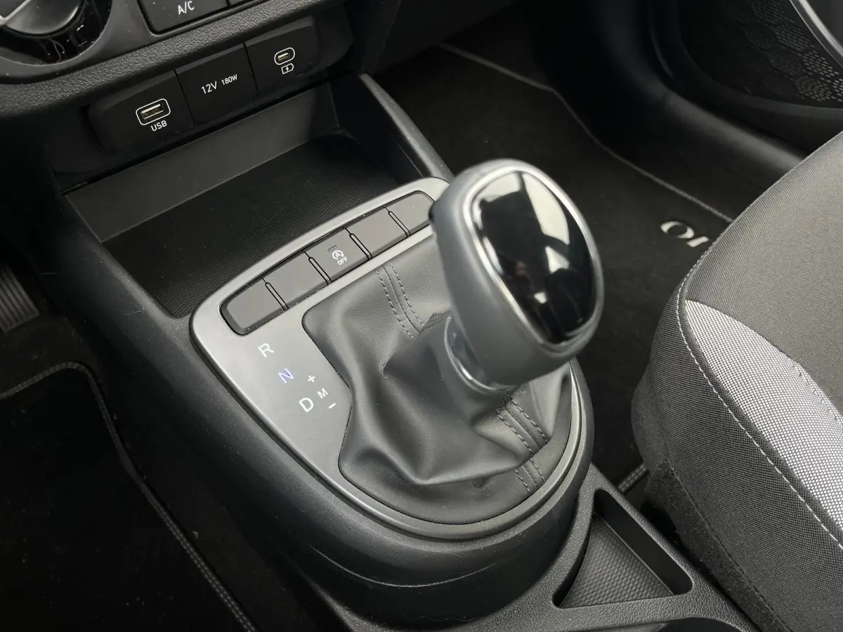 1.0 Comfort Limited | Automaat | Navigatie | Apple Carplay | Android Auto | Airco | Cruise Control |