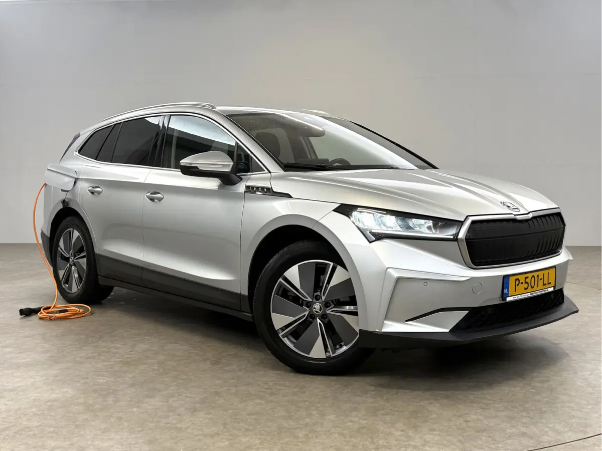 80 82kWh 204PK | Sfeer | Virtual | Camera | Cruise | Carplay | SOH 92% | Trekhaak | Winterpack