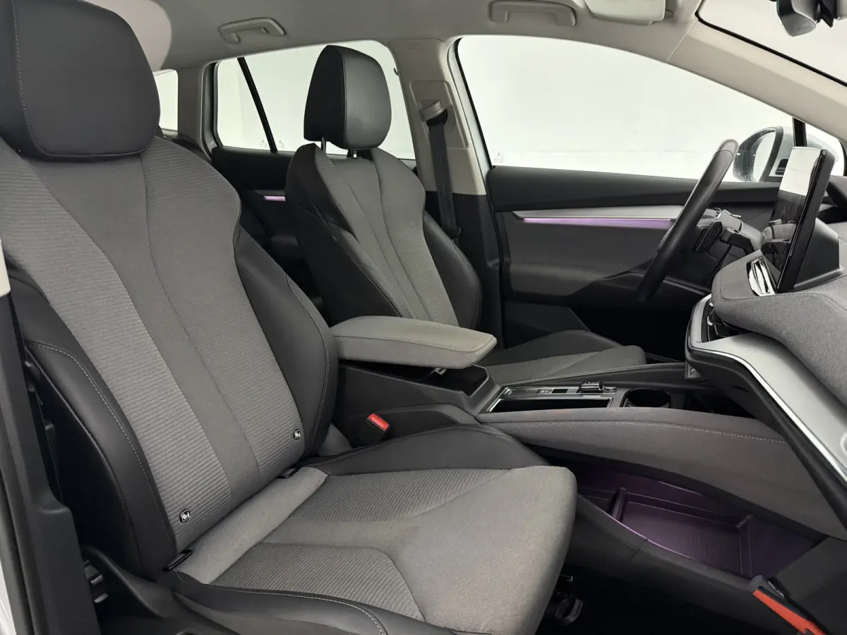 80 82kWh 204PK | Sfeer | Virtual | Camera | Cruise | Carplay | SOH 92% | Trekhaak | Winterpack