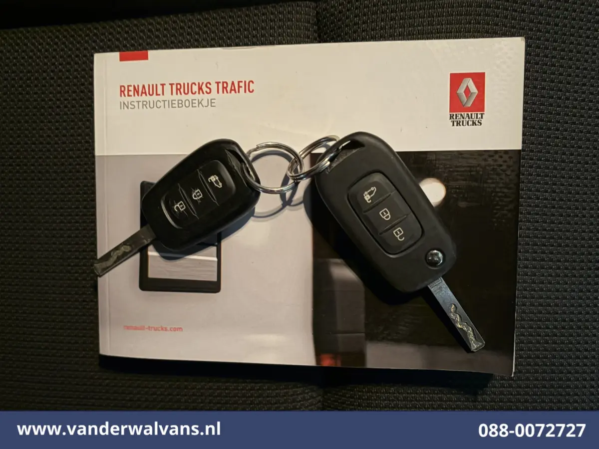 2.0 dCi 131pk L2H1 Euro6 Airco | LED | Cruisecontrol | 2500kg Trekhaak | Bijrijdersbank