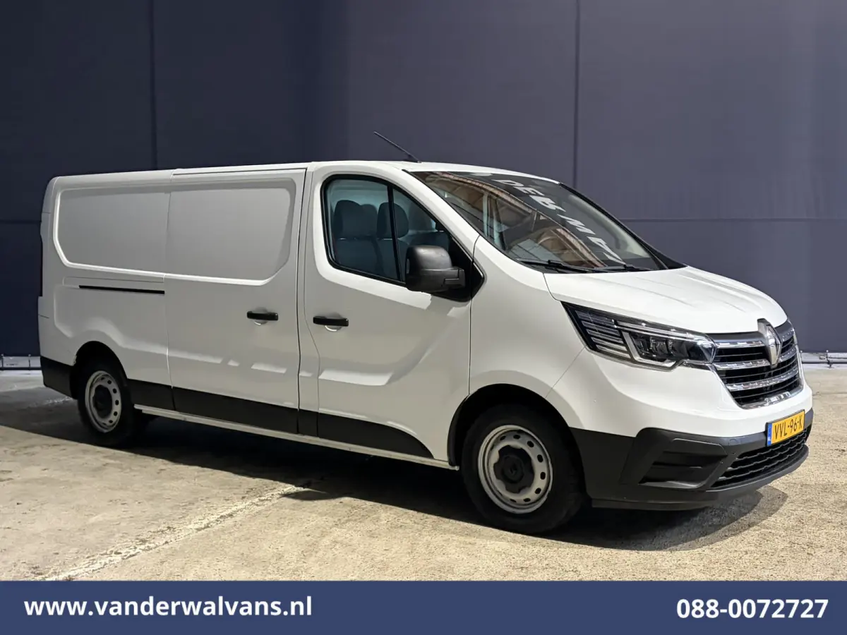 2.0 dCi 131pk L2H1 Euro6 Airco | LED | Cruisecontrol | 2500kg Trekhaak | Bijrijdersbank