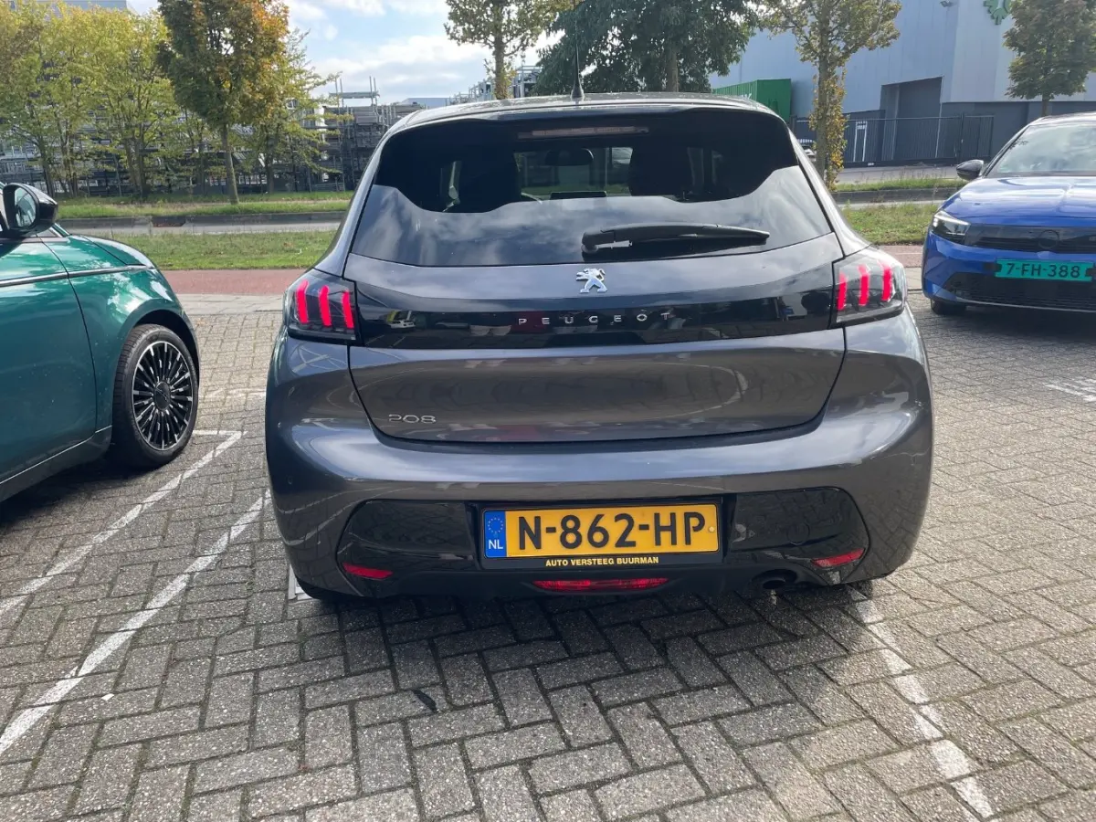 1.2 PureTech Allure | Navigatie | Climate Control | Parkeersensoren | Cruise Control |