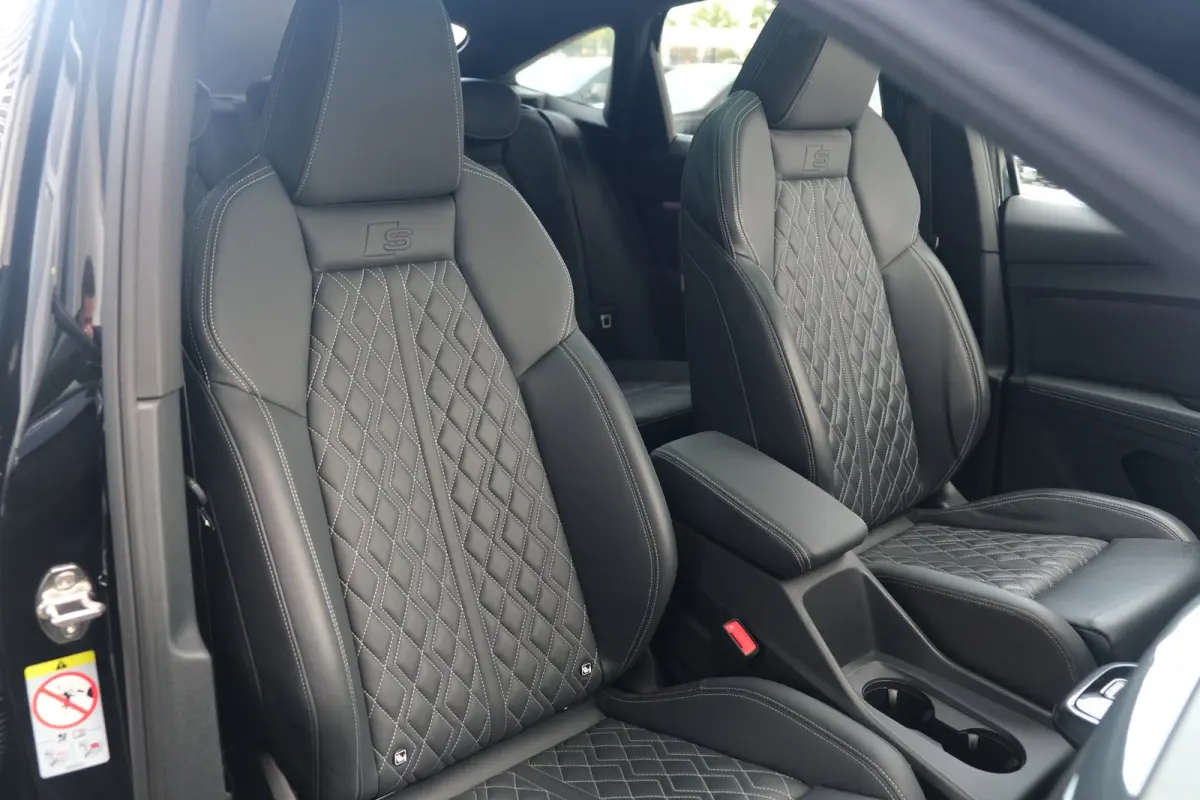 50 quattro 2x S-line 77 kWh 299pk RS-leer Pano Full option