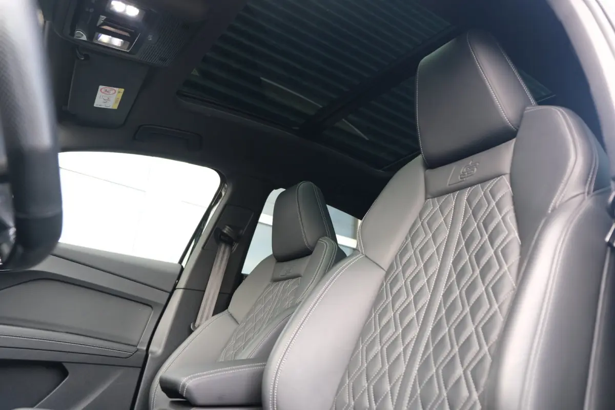 50 quattro 2x S-line 77 kWh 299pk RS-leer Pano Full option