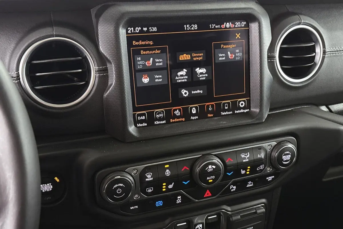 4xe 380 Sahara / Leder / Navi / Keyless
