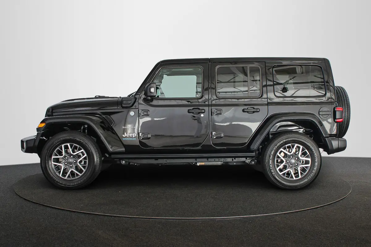 4xe 380 Sahara / Leder / Navi / Keyless