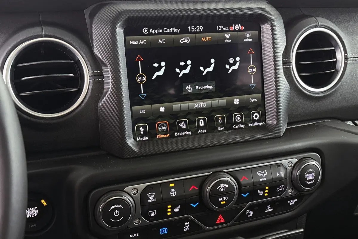 4xe 380 Sahara / Leder / Navi / Keyless