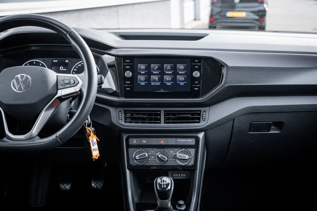 1.0 TSI Life | Airco | Apple Carplay/Android Auto|telefoonintegratie premium | Parkeersensor achter
