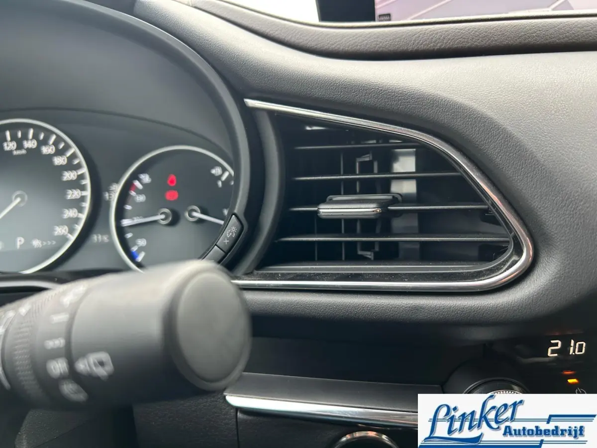 2.0 e-SkyActiv-X M Hybrid Luxury| Trekhaak| Navi| Cruise|