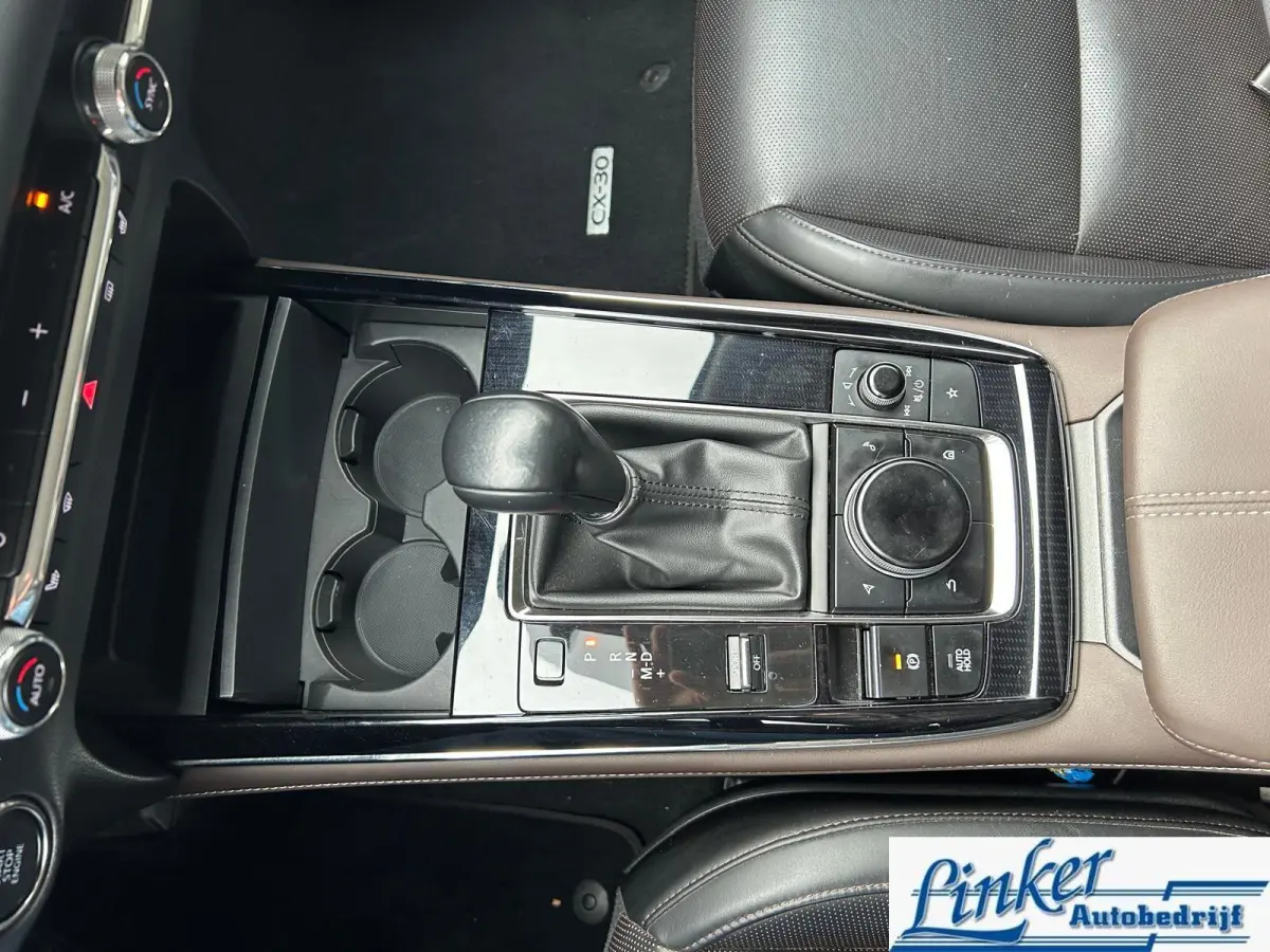2.0 e-SkyActiv-X M Hybrid Luxury| Trekhaak| Navi| Cruise|