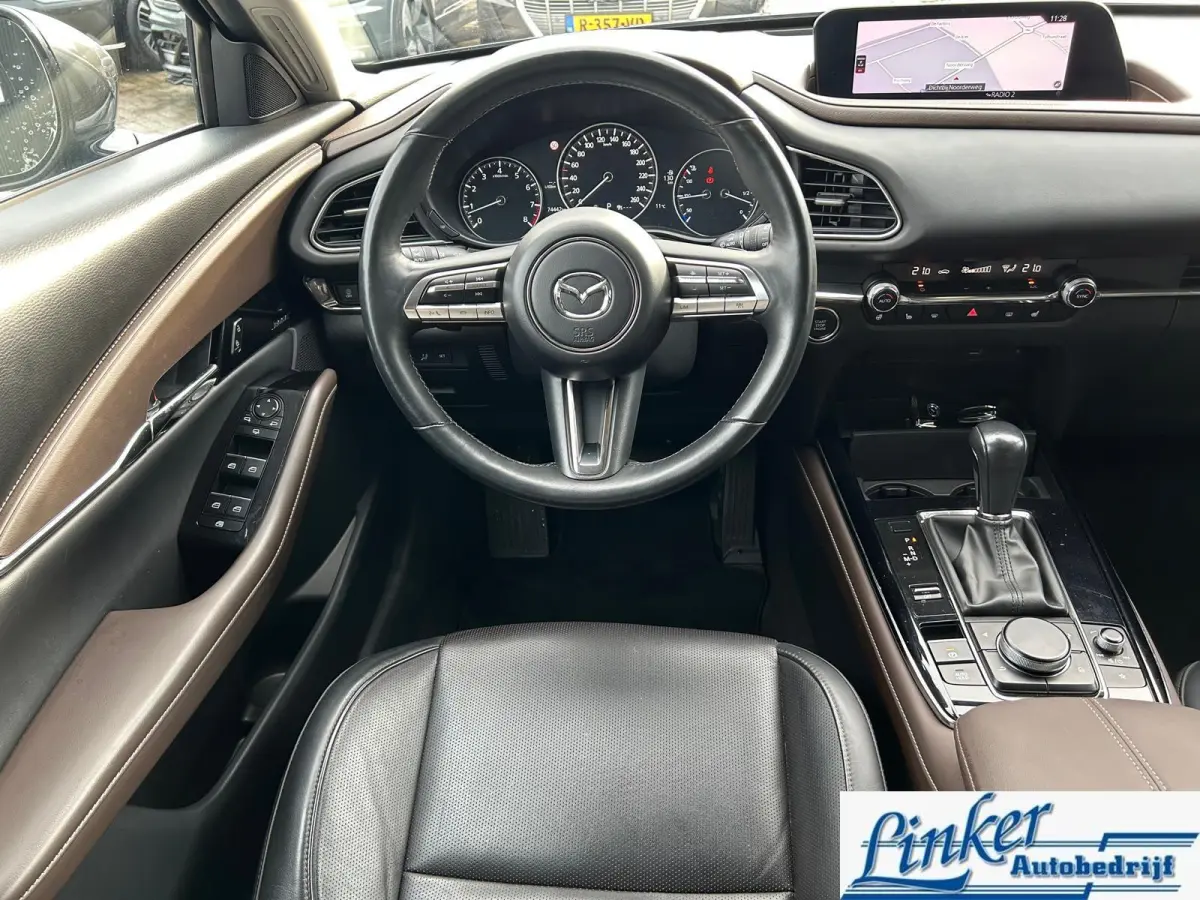 2.0 e-SkyActiv-X M Hybrid Luxury| Trekhaak| Navi| Cruise|