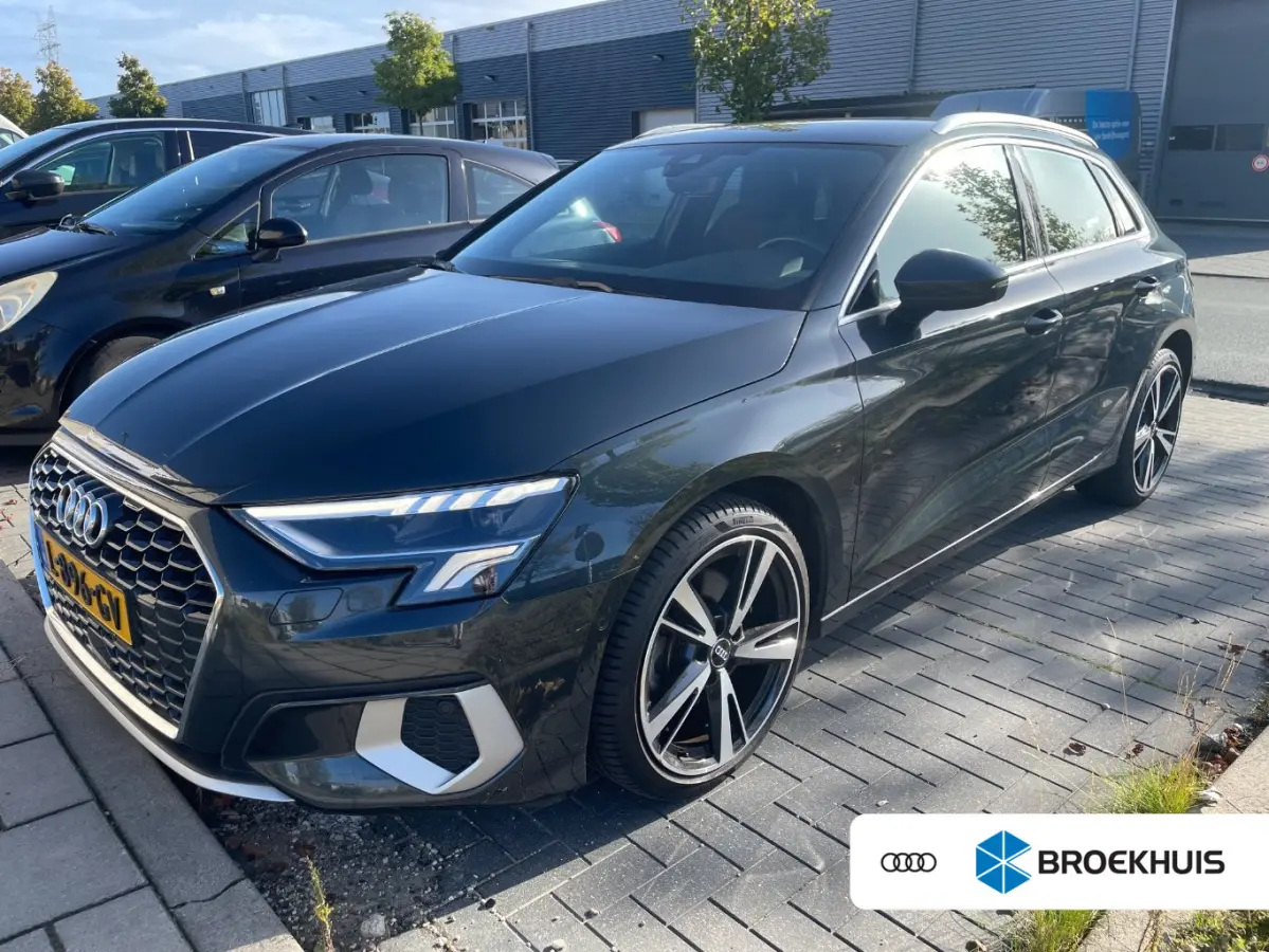 30 TFSI edition one | Cruise Control | Climate Control | Apple Carplay & Android Auto | !!