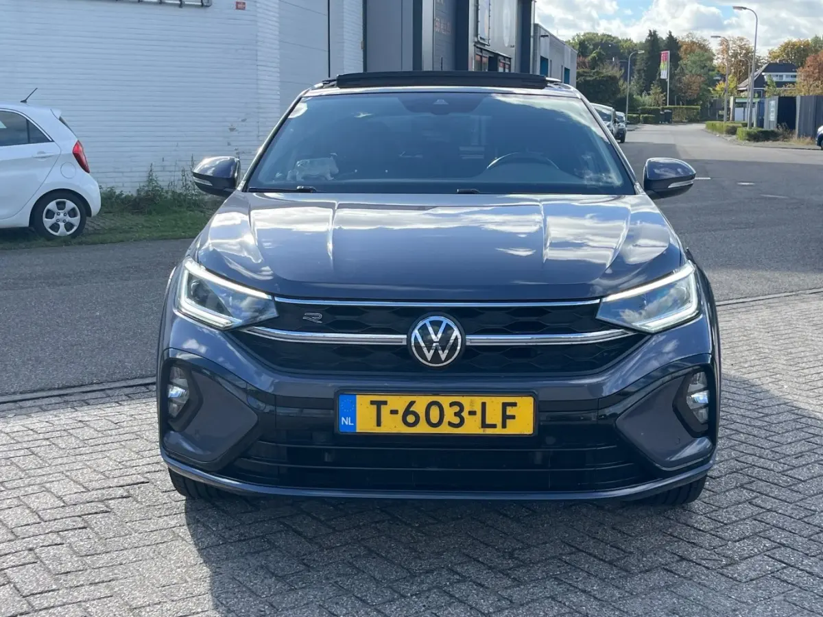 1.0 TSI R-Line Panoramadak | Stoelverwarming | Digital Dash | Camera | Parkeersensoren | | Achteruitrijcamera