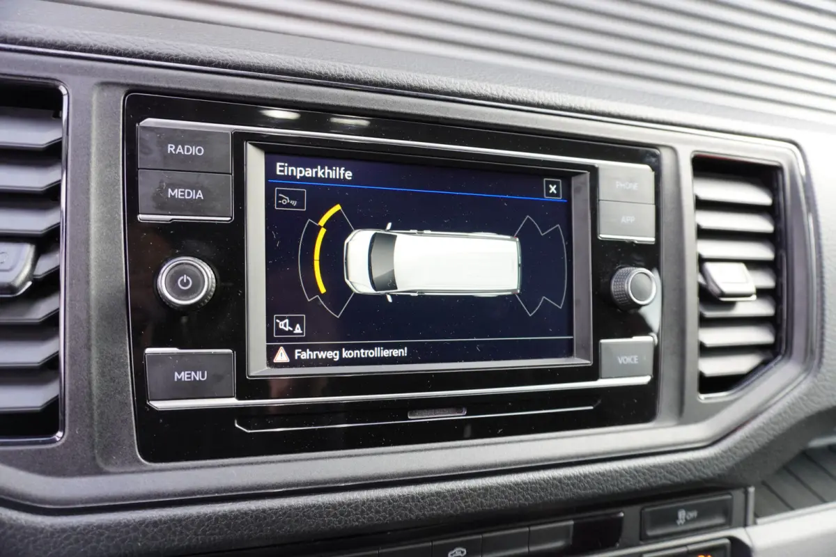 140pk L3H3/L2H2 Apple carplay Camera Parkeersensoren Airco 2-Zits