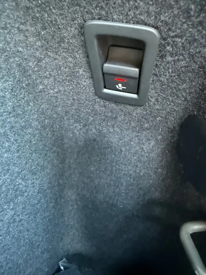 35 TFSI Pro Line business l S-Line l Elektr. Trekhaak / Leder/Alcantara bekleding l Zwart Optiek l Matrix LED l Navigatie l