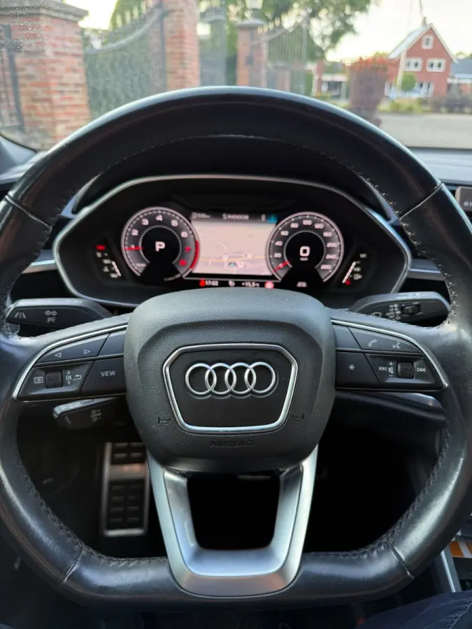 35 TFSI Pro Line business l S-Line l Elektr. Trekhaak / Leder/Alcantara bekleding l Zwart Optiek l Matrix LED l Navigatie l