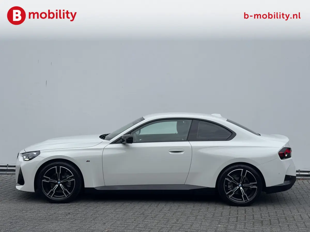 220i High Executive M-Sport LCI Widescreen NL Auto! | Achteruitrijcamera | DAB | Cruise Control | Apple CarPlay