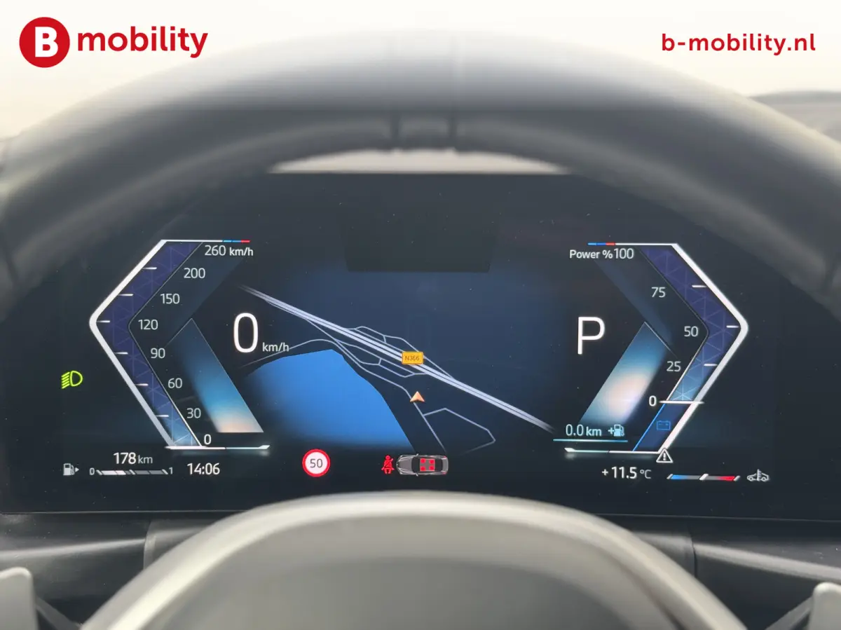 220i High Executive M-Sport LCI Widescreen NL Auto! | Achteruitrijcamera | DAB | Cruise Control | Apple CarPlay