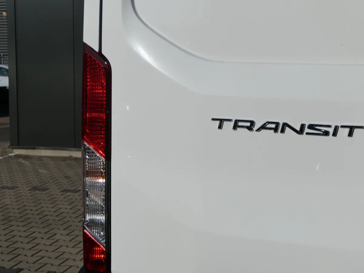 350 2.0 TDCI L4H3 Trend RWD | Achterwielaandrijving | Navigatie | Stoelverwarming | CarPlay/Android Auto | Cruise Control | Elek. Stoel