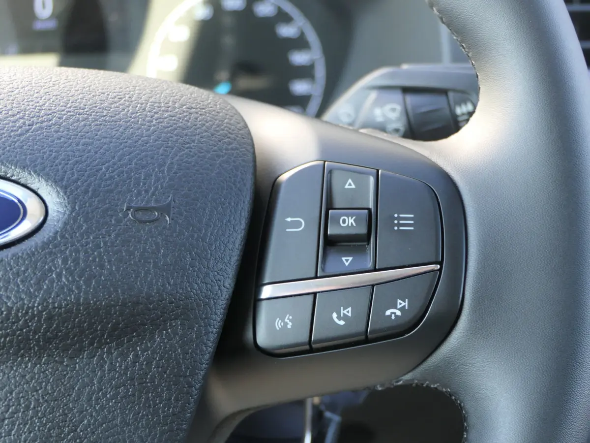 350 2.0 TDCI L4H3 Trend RWD | Achterwielaandrijving | Navigatie | Stoelverwarming | CarPlay/Android Auto | Cruise Control | Elek. Stoel
