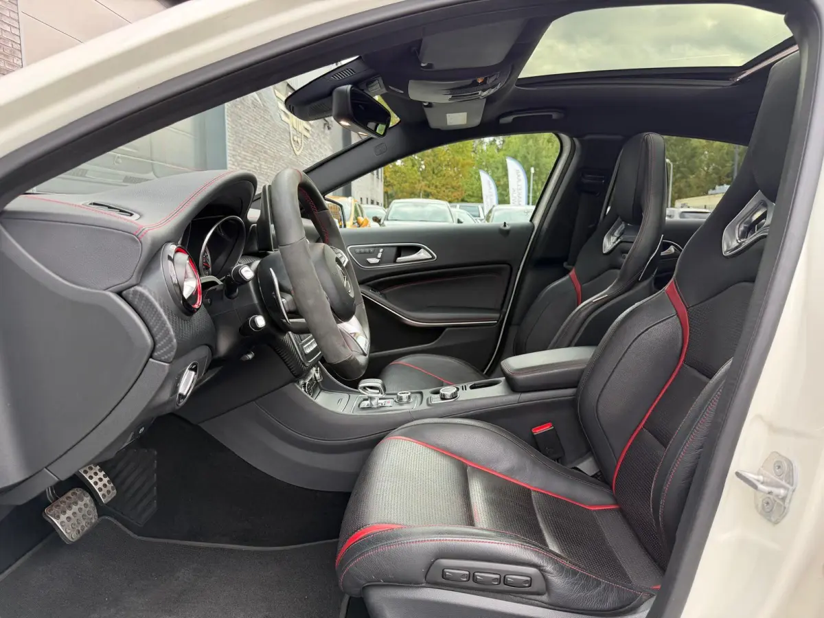 AMG 45 4MATIC | LED | SFEER | CARPLAY | AMG | CAMERA | CRUISE | H&K |
