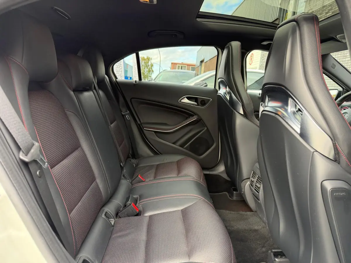 AMG 45 4MATIC | LED | SFEER | CARPLAY | AMG | CAMERA | CRUISE | H&K |