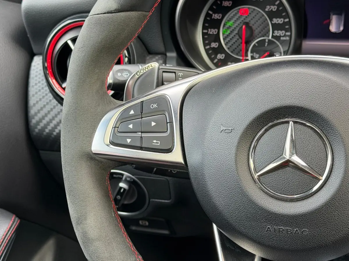 AMG 45 4MATIC | LED | SFEER | CARPLAY | AMG | CAMERA | CRUISE | H&K |