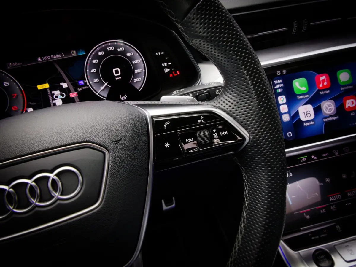 55 TFSI e quattro Competition S-Line Edition (MAXTON, PANO, B&O, SFEERVERLICHTING, HEAD-UP, SOFTCLOSE, 360 CAMERA)