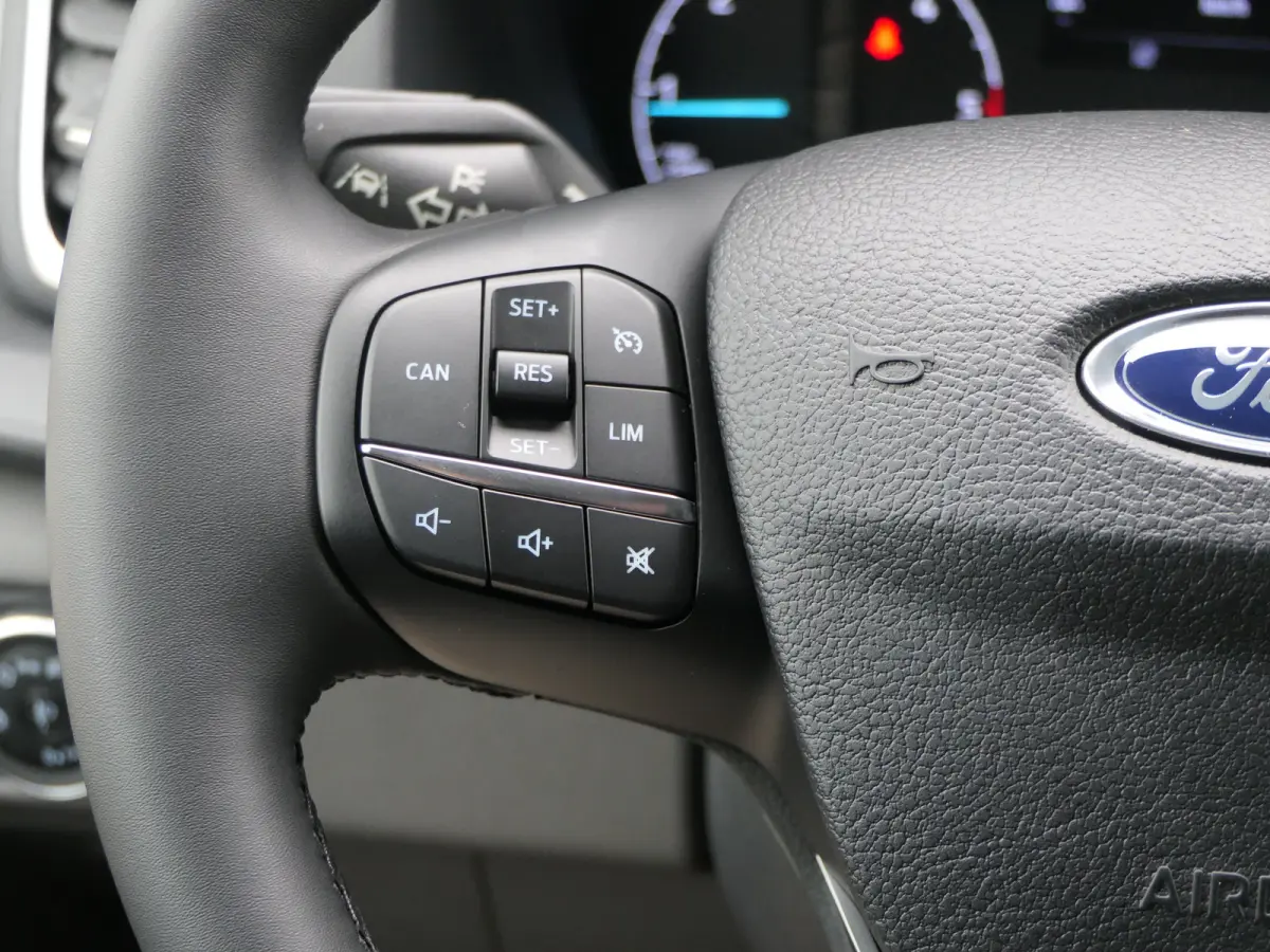 350 2.0 TDCI L4H3 Trend RWD | Trekhaak | Elek. Stoel | Navigatie | Stoelverwarming | Groot Scherm | CarPlay/Android Auto