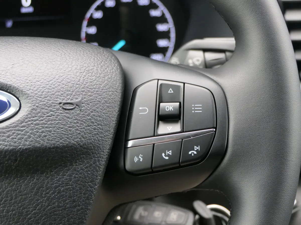 350 2.0 TDCI L4H3 Trend RWD | Trekhaak | Elek. Stoel | Navigatie | Stoelverwarming | Groot Scherm | CarPlay/Android Auto