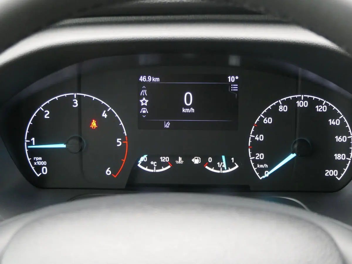 350 2.0 TDCI L4H3 Trend RWD | Trekhaak | Elek. Stoel | Navigatie | Stoelverwarming | Groot Scherm | CarPlay/Android Auto