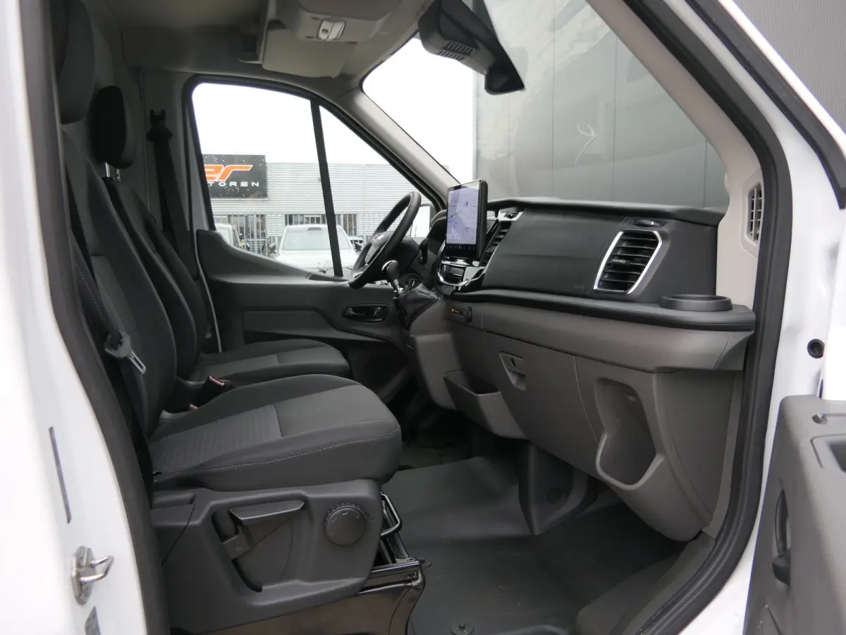 350 2.0 TDCI L4H3 Trend RWD | Trekhaak | Elek. Stoel | Navigatie | Stoelverwarming | Groot Scherm | CarPlay/Android Auto