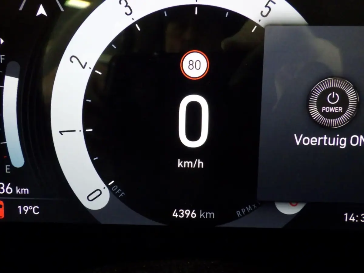 1.0 Hybrid La Prima 8 Jaar Garantie! Cabrio | Parkeersensoren | Achteruitrijcamera | Apple Carplay/Android Auto|telefoonintegratie premium | Cruise control