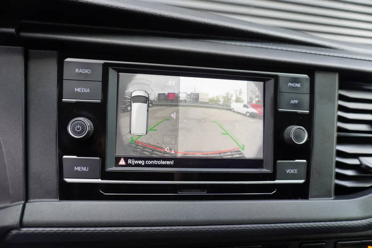 150pk Automaat 2x Schuifdeur ACC Cruise control Apple Carplay Camera Parkeersensoren Standkachel