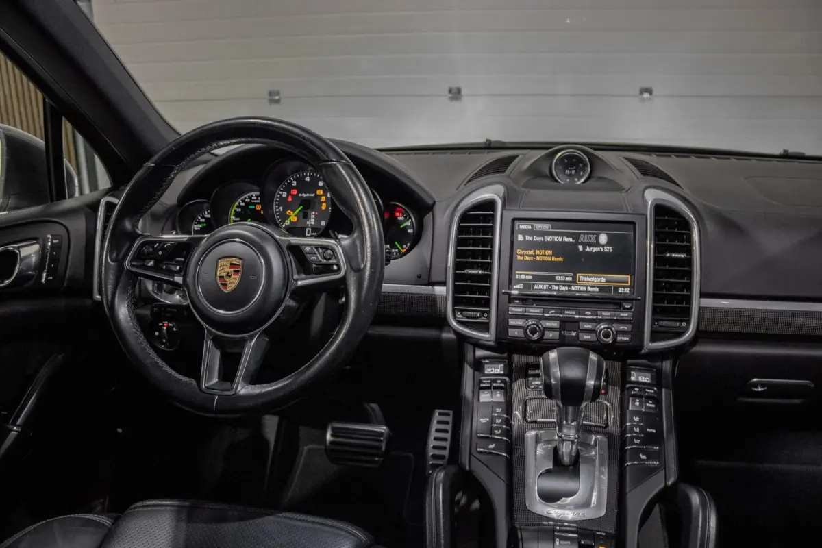3.0 S E-Hybrid | PANO | BOSE | CARBON | 360 CAMERA |