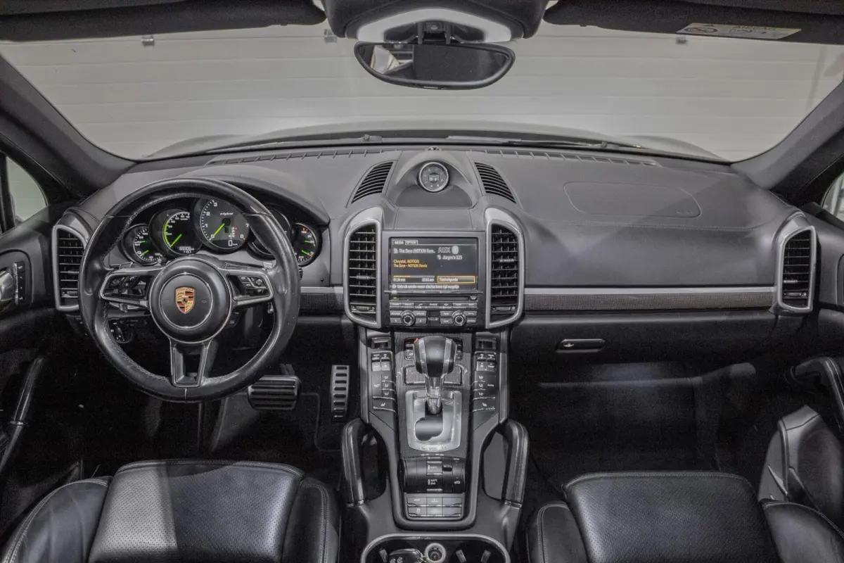 3.0 S E-Hybrid | PANO | BOSE | CARBON | 360 CAMERA |