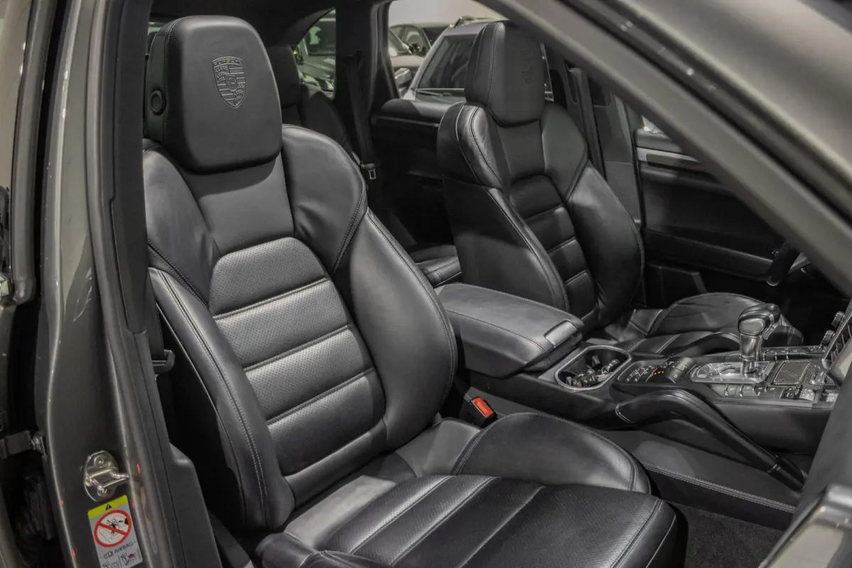3.0 S E-Hybrid | PANO | BOSE | CARBON | 360 CAMERA |